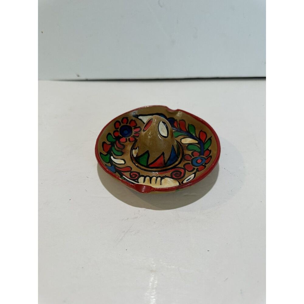 Vintage Puerto vallarta Hand Painted Sombrero Terra Cotta Ashtray art signed